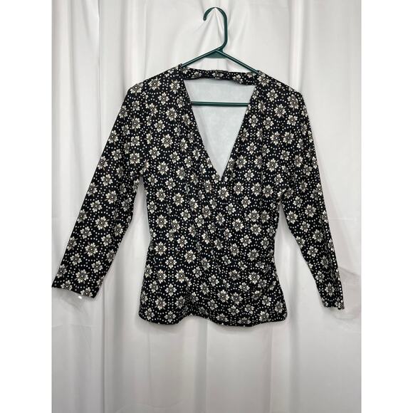 Ann Taylor shirt blouse top women's medium black with white floral pattern layer - Picture 8 of 14
